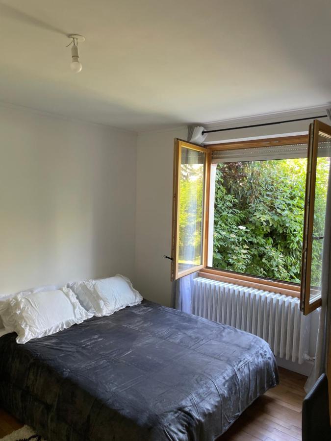Chambre Privee Vue Sur Le Jardin Proche Centre Ville Besançon Exteriér fotografie